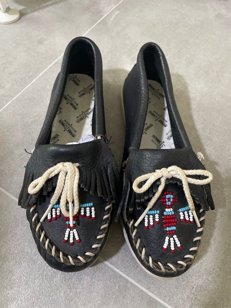 Vintage shop minnetonka moccasins