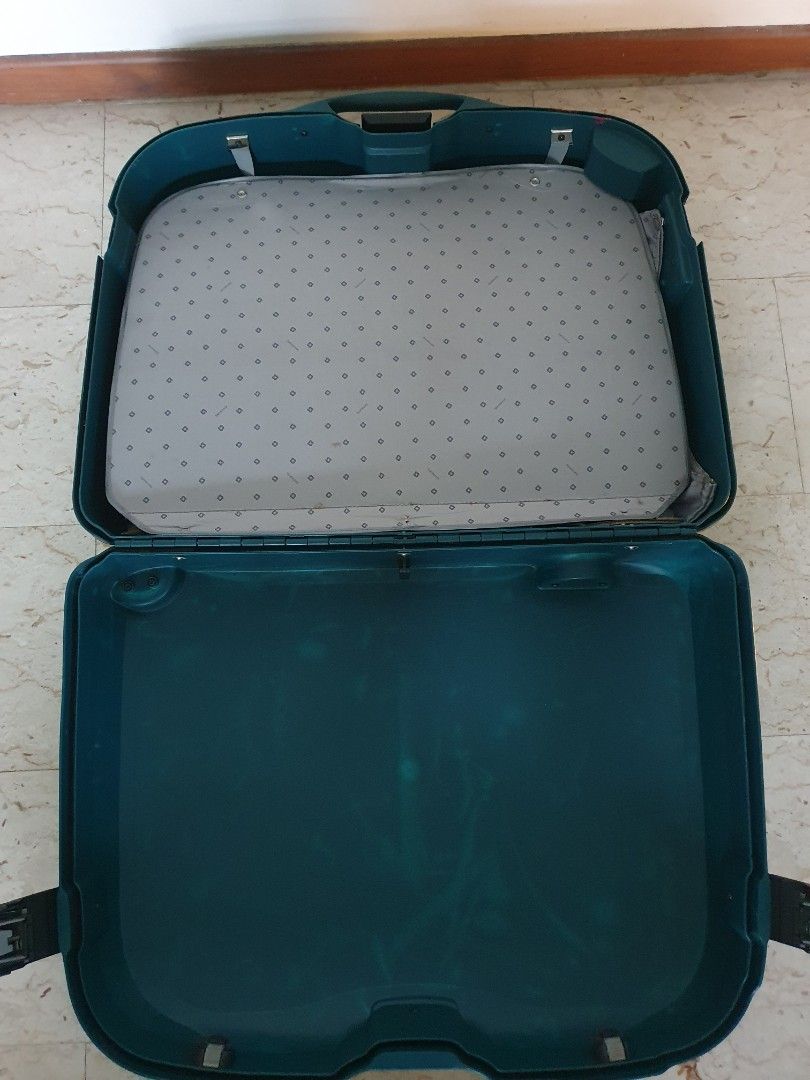 Vintage Samsonite Clamshell Suitcase, Hobbies & Toys, Travel, Luggage