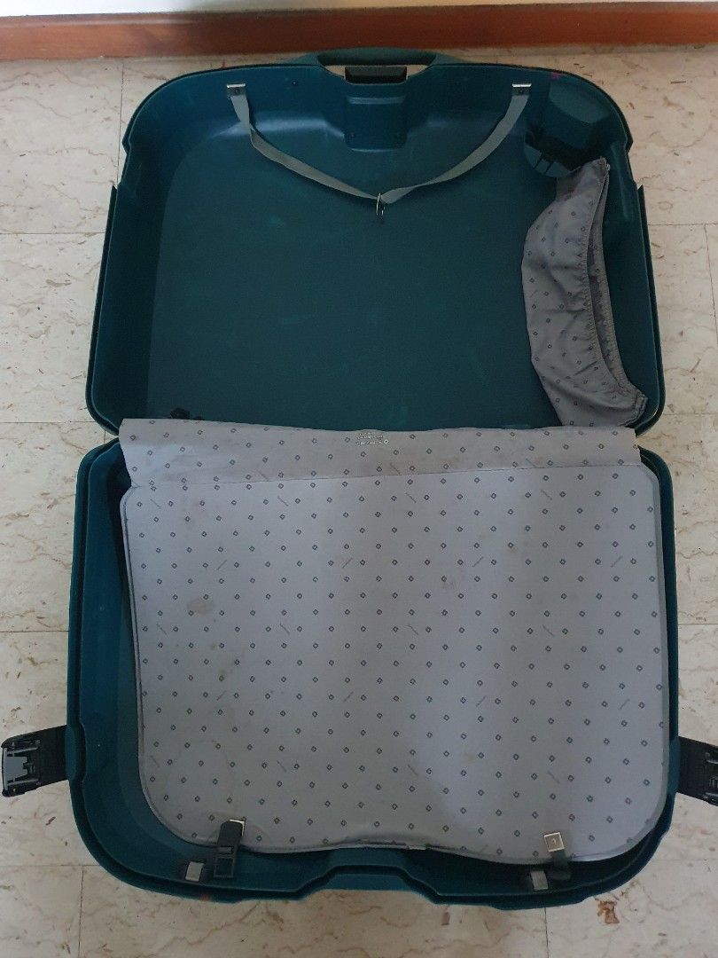 Vintage Samsonite Clam Shell Luggage, Hobbies & Toys, Travel, Luggage