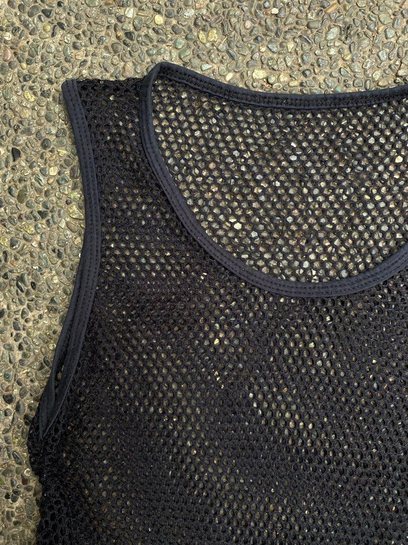 y2k tank top, Women's Fashion, Tops, Sleeveless on Carousell