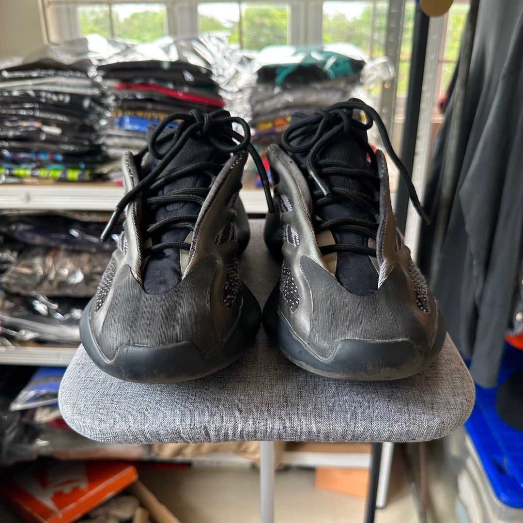 Yeezy 700 V3 Dark Glow, Men's Fashion, Footwear, Sneakers on Carousell