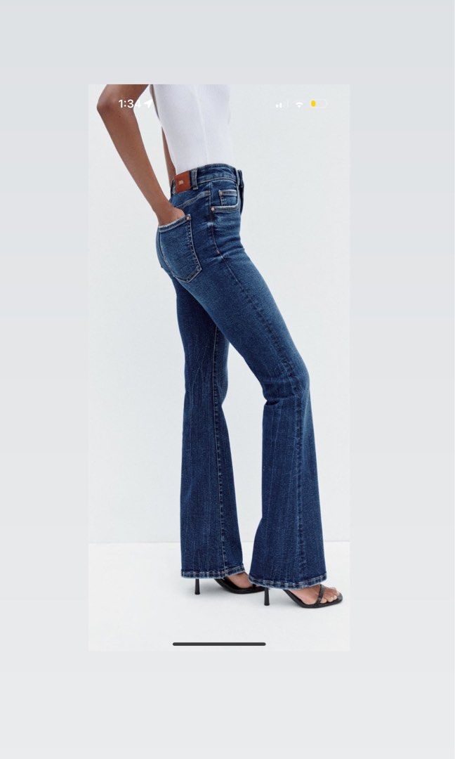 ZARA Flare Jeans, Women's Fashion, Bottoms, Jeans & Leggings on