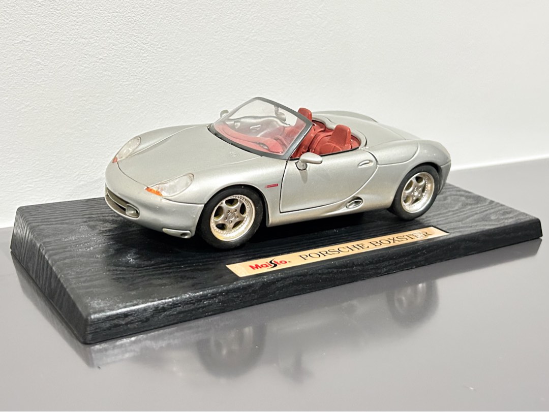 Maisto porsche boxster on sale 1 18 silver