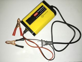 12V - Lead Acid Battery Charger