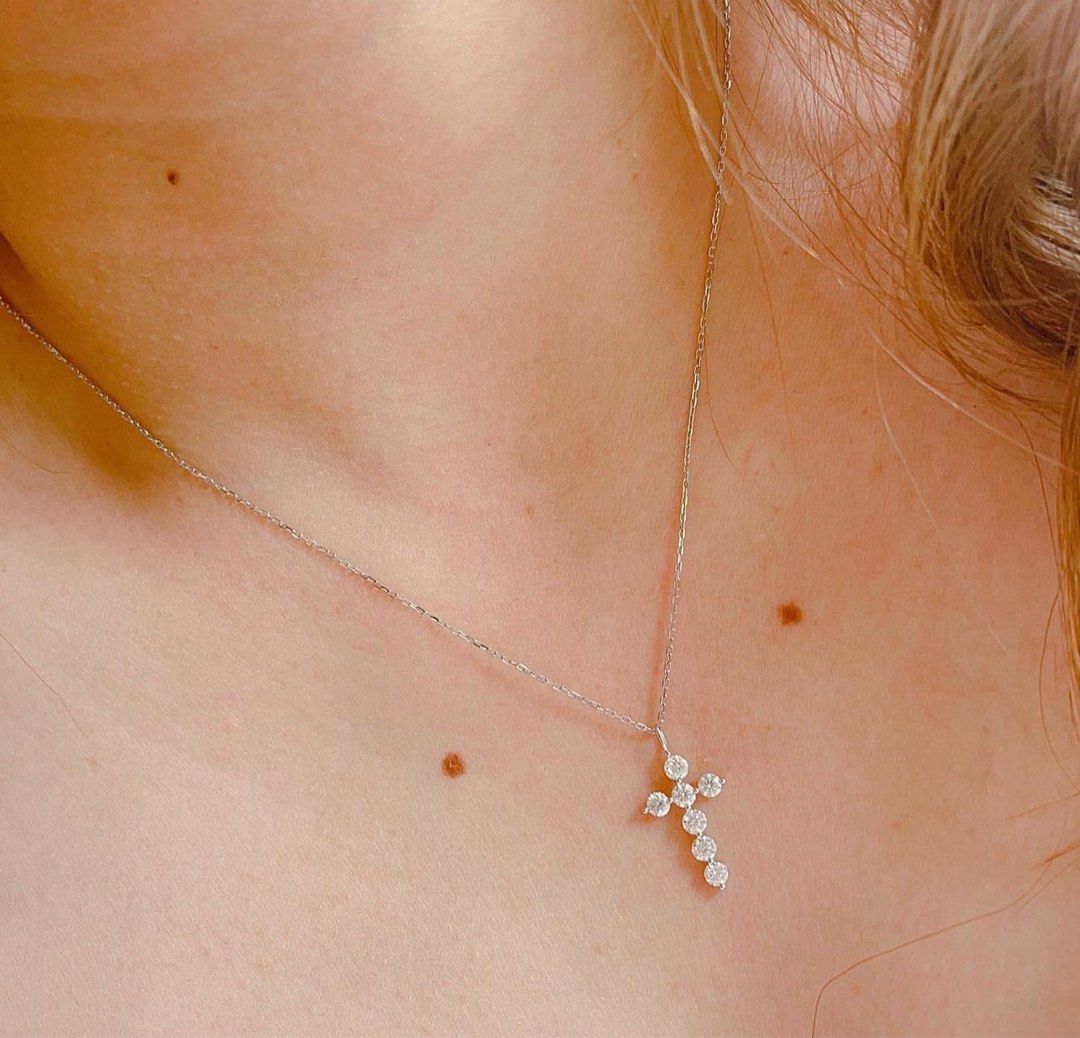 Real cross clearance chain