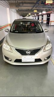 車主自售 2013年 Nissan TIDA  銀色1600 cc 女用車 五門掀背豪華版 歡迎打電話連絡看車