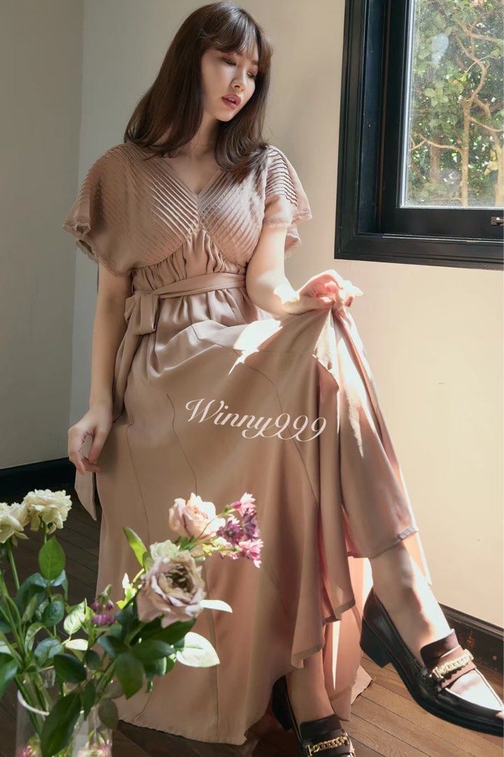 Herlipto Lace Trimmed Smooth Satin Dress綿60%ナイロン40%