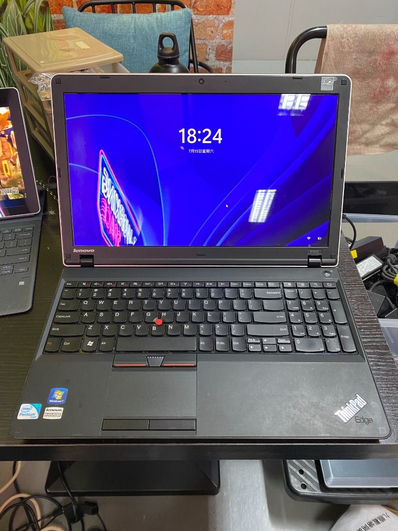 文書] Lenovo ThinkPad Edge E520 (Intel / 15.6