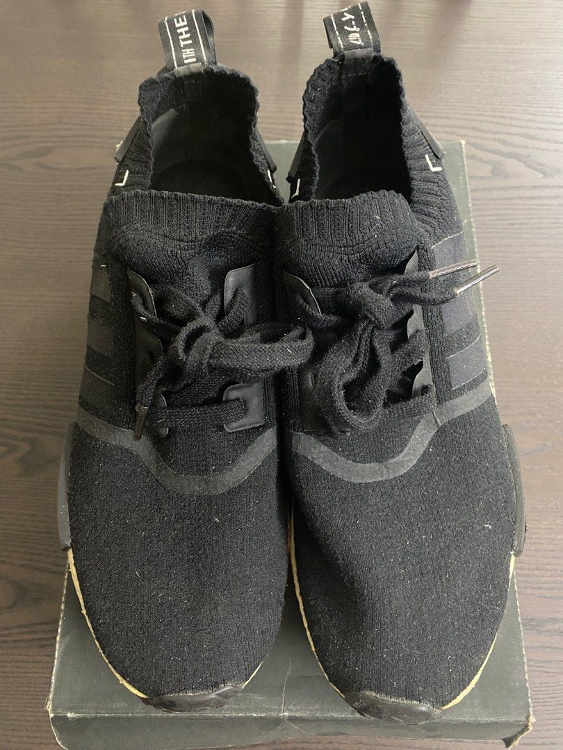 Japan black nmd deals on feet