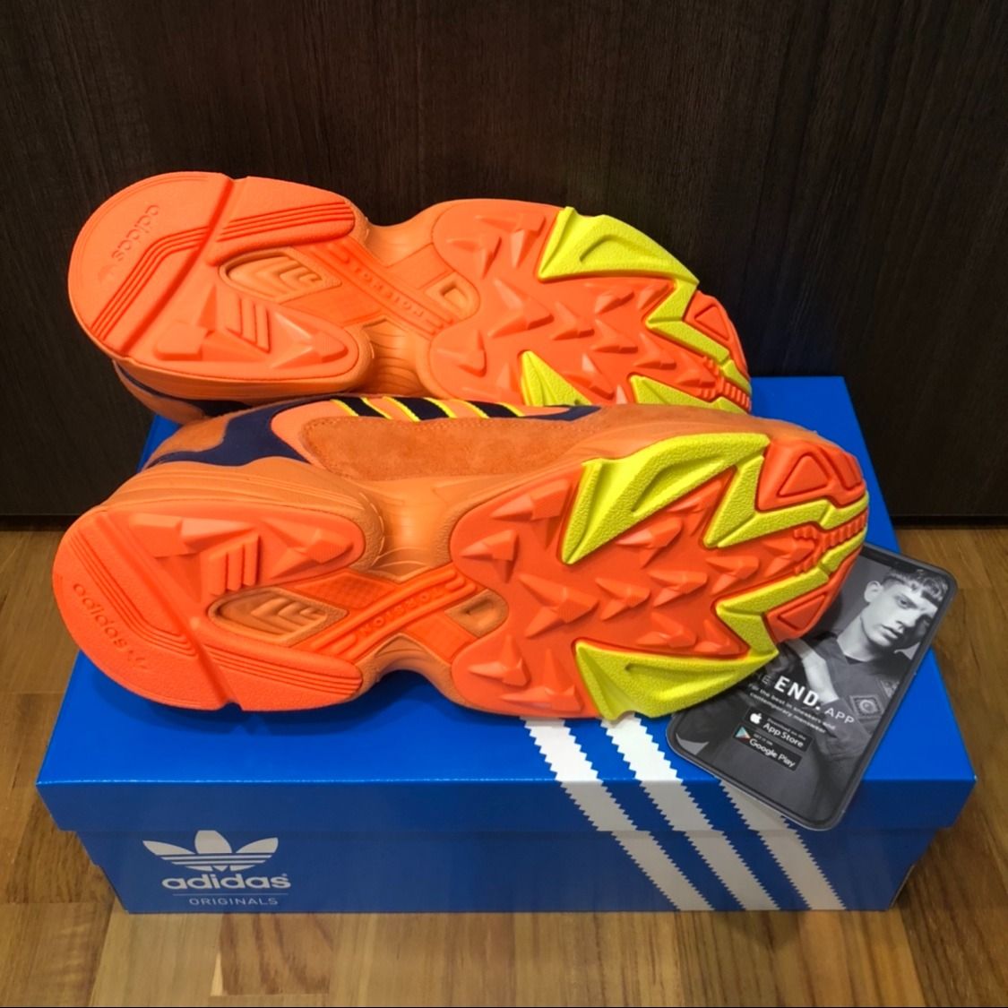 Adidas mens yung 1 og top