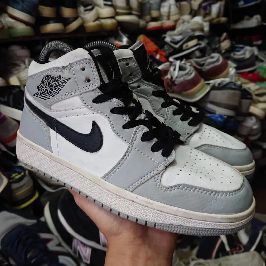 Sepatu Nike Air Jordans Smoke Grey Sepatu Jordan Mid Smoke Grey