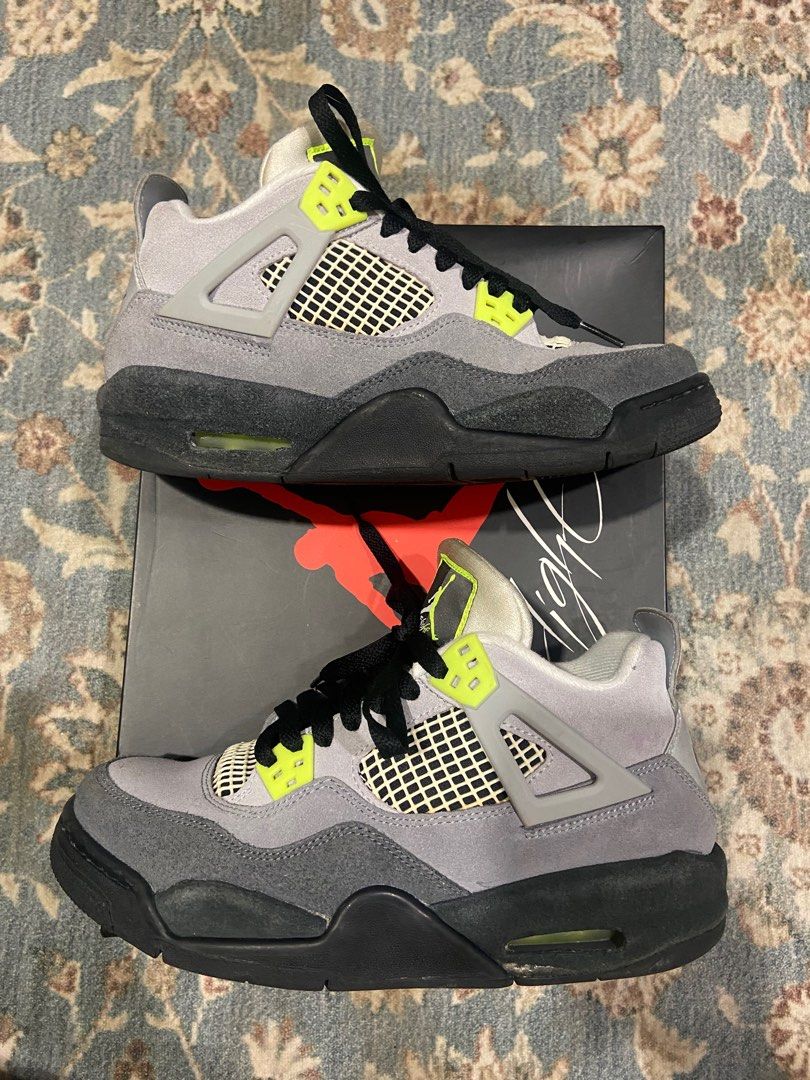 Jordan clearance 4 neon