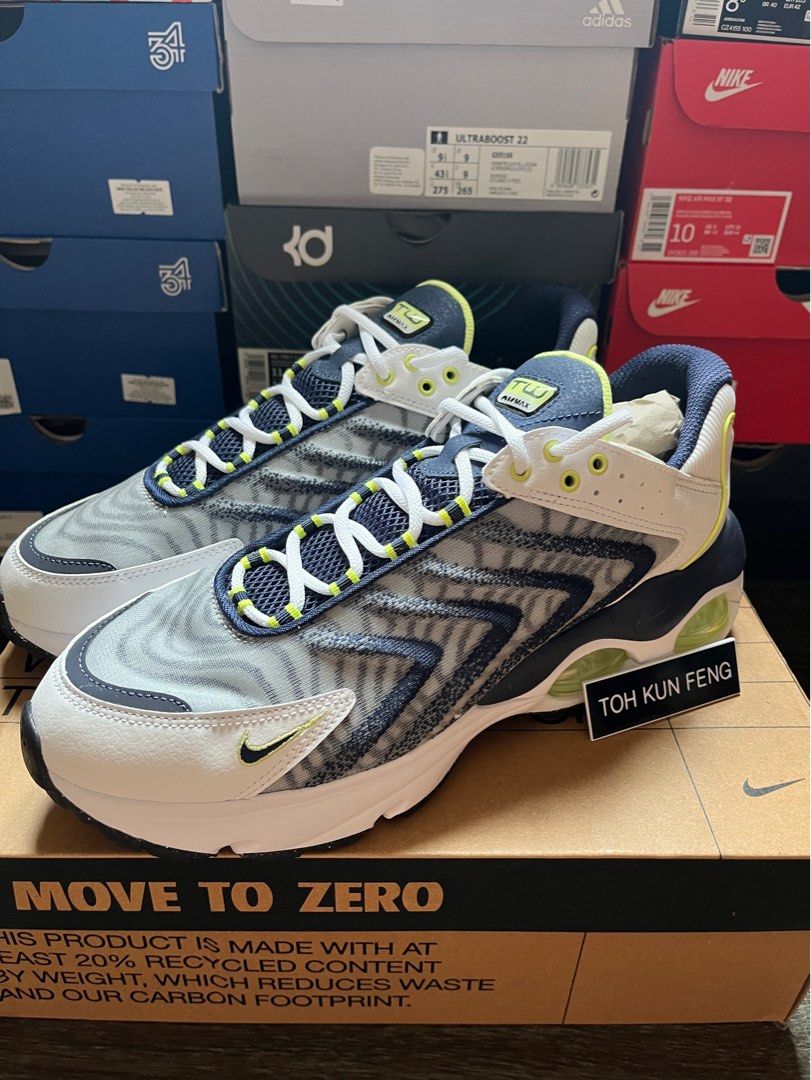 Nike air deals max 2000