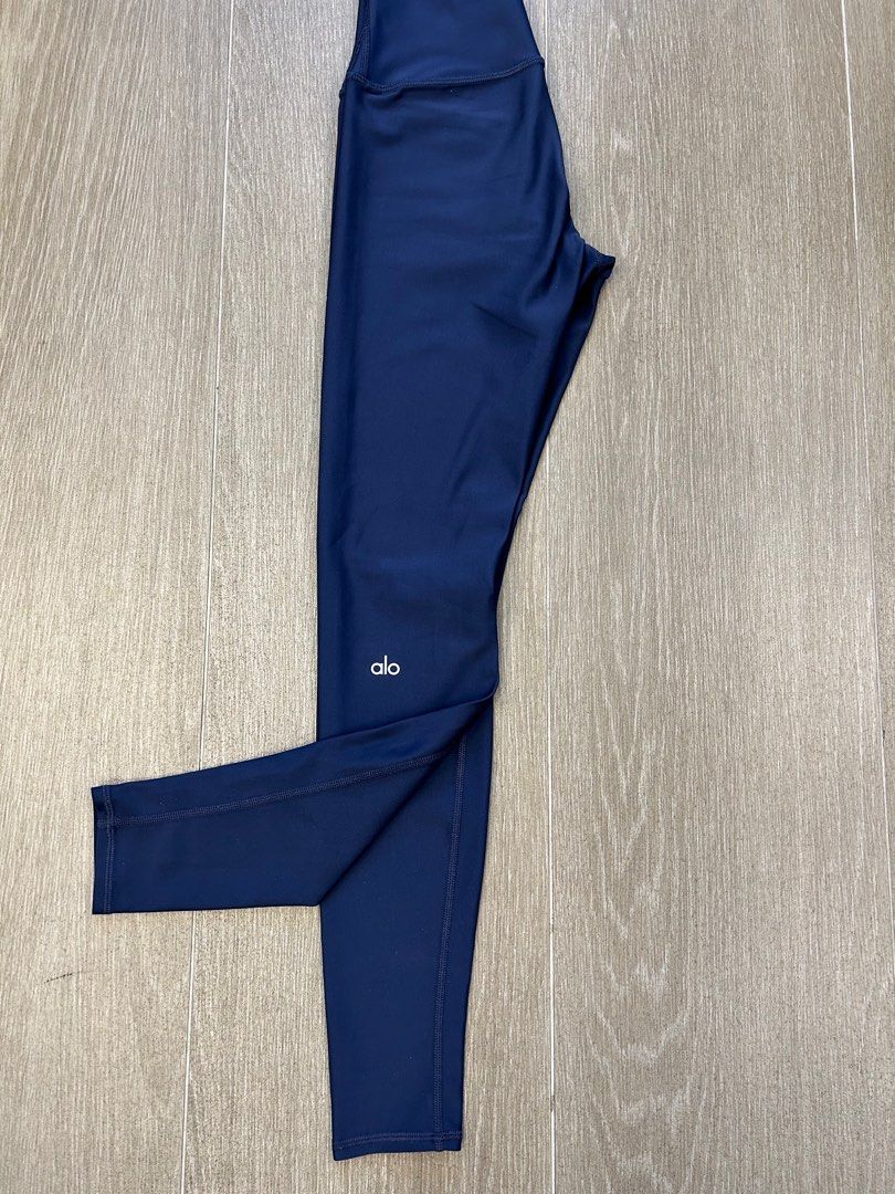 AlO YOGA🧘♀️HIGH-WAIST AIRLIFT LEGGING - TRUE NAVY 瑜珈褲, 她的