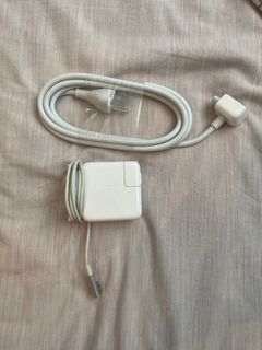 Apple MacBook Magnetic Adapter