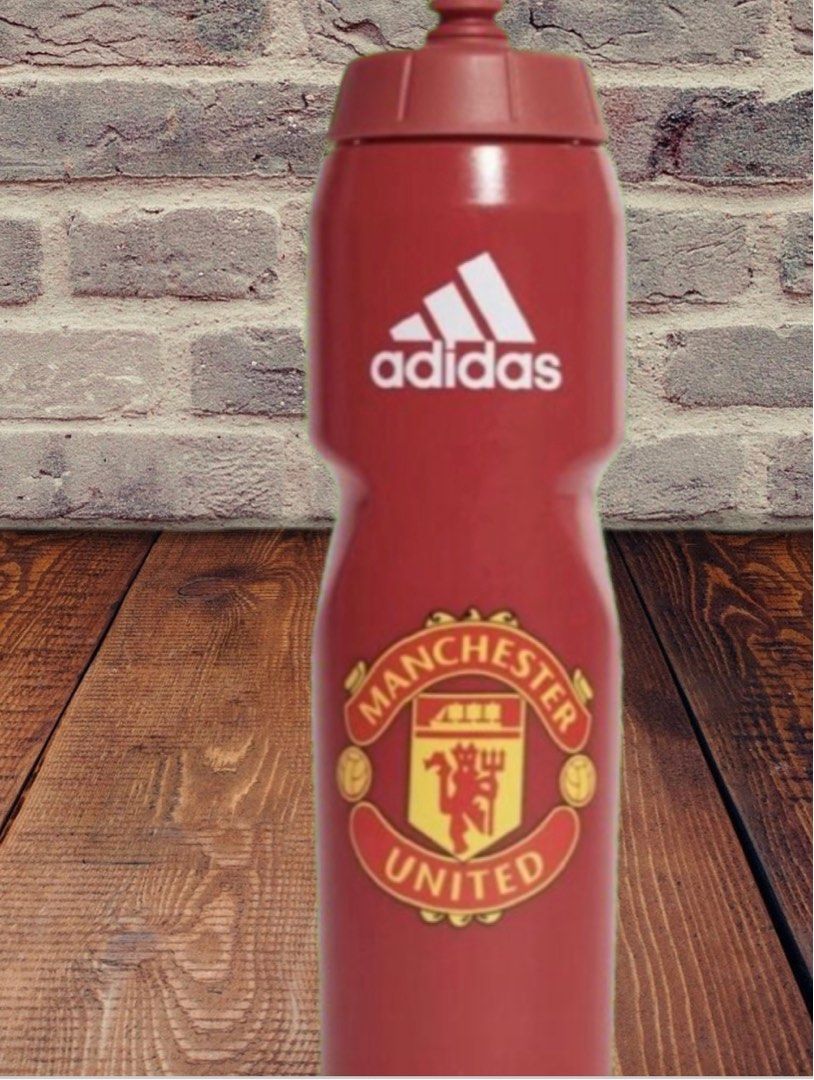 Adidas manchester united bottle store