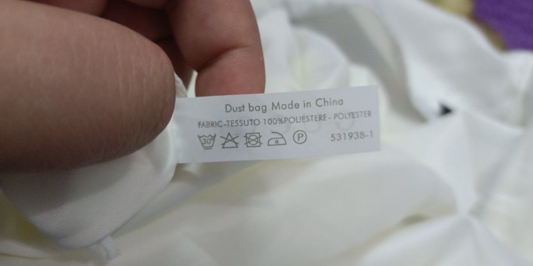 Gucci dust bag made in store china