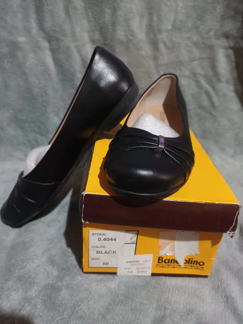 Authentic Bandolino Black Flat Shoes