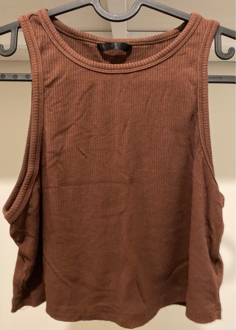 Basic Top Bundle (Category: Shirts) located in Quezon City. Submitted by annec19 (Listing ID 1243225175, Image 2). Description: Brands: h&m, shein, and zara. Green zara top has loose threads alr but the rest are in good condi esp h&m!! Super think fabric sissies! .