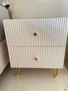 (Category: ) located in . Submitted by roomfulofstuff (Listing ID 1243187937, Image 1). Description: .