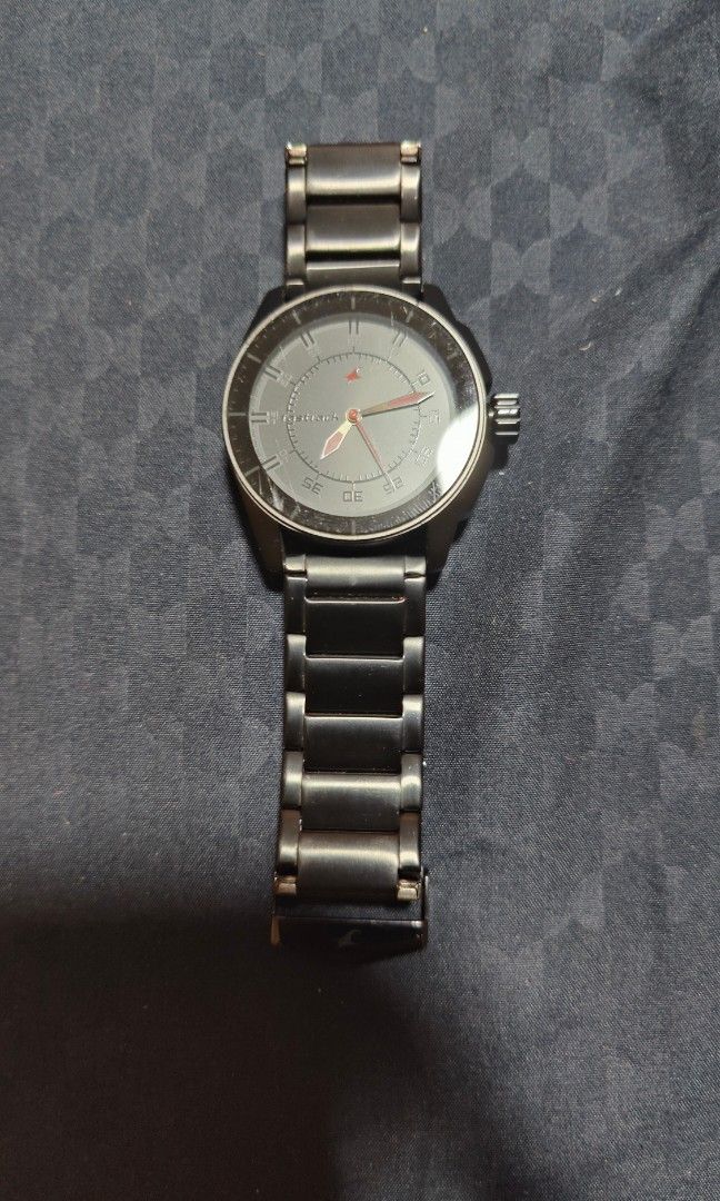 Black Watch with Metallic Belt Men s Fashion Watches