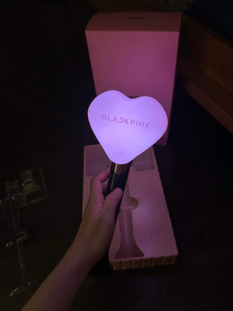 Blackpink Official Lightstick v1, Hobbies & Toys, Memorabilia ...