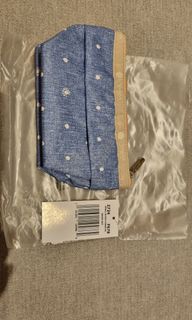 (Category: ) located in . Submitted by stopshopandbemerry (Listing ID 1243114228, Image 1). Description: .