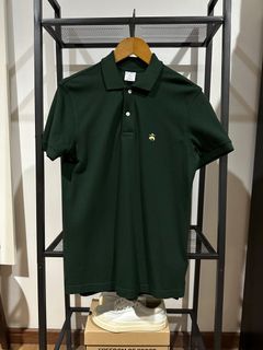 (Category: ) located in . Submitted by surpluswear (Listing ID 1243222777, Image 1). Description: .
