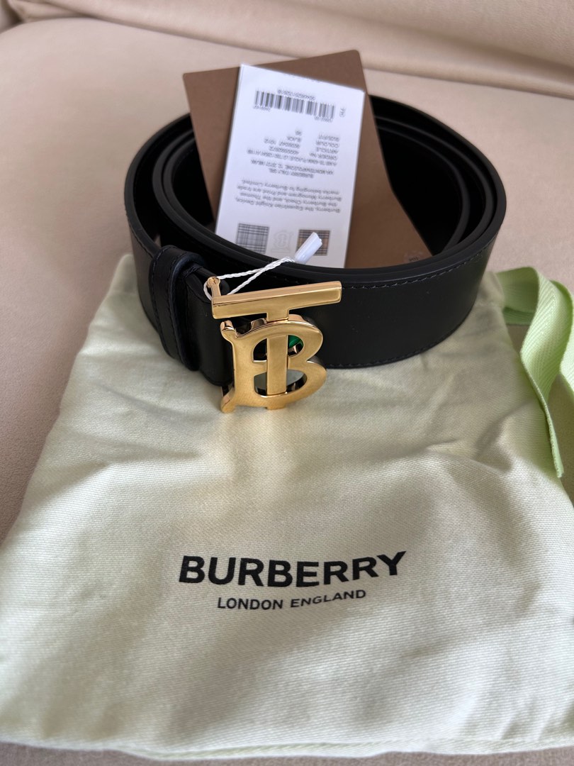 Burberry store gold belt