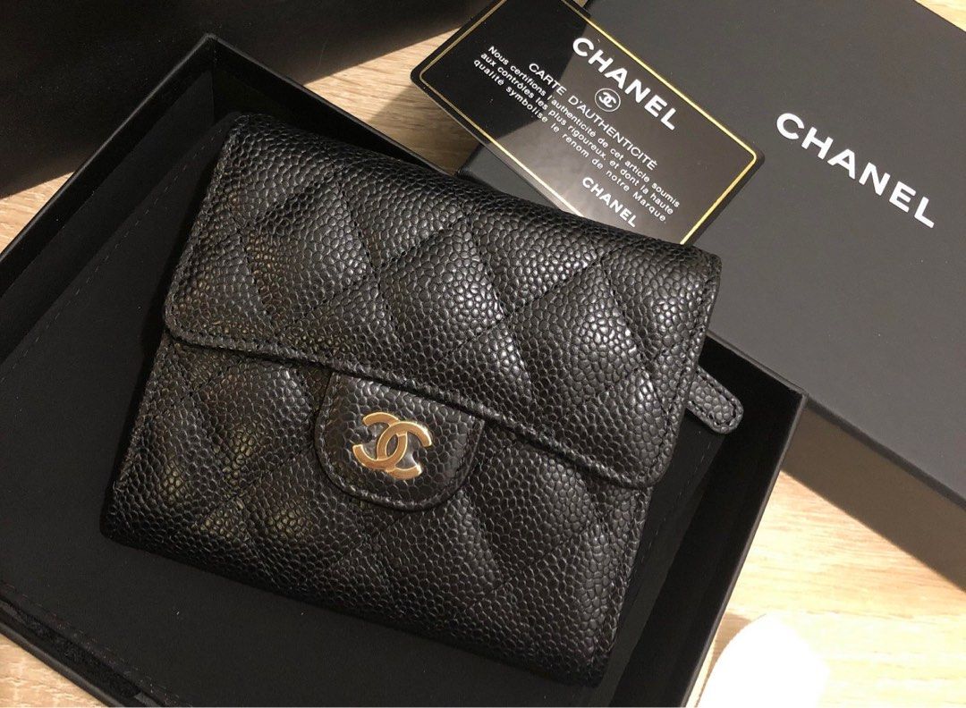 New CHANEL 22S Black Caviar Classic Flap Medium Wallet