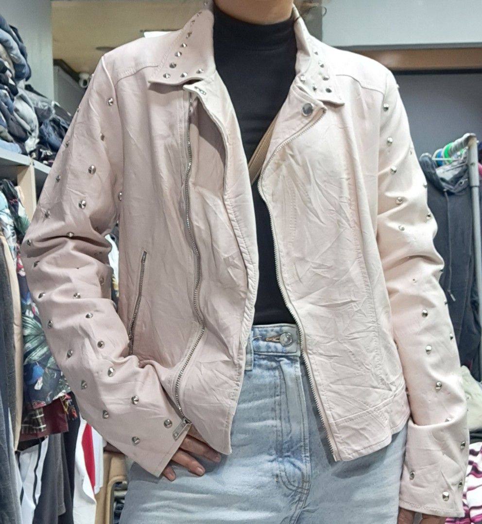 Charlotte russe pink jacket discount