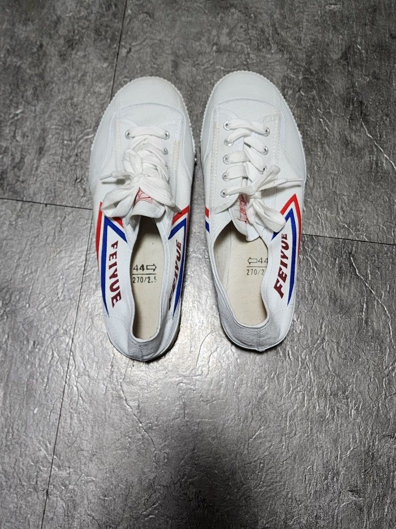 CHEAP canvas men shoe only wore once size 10