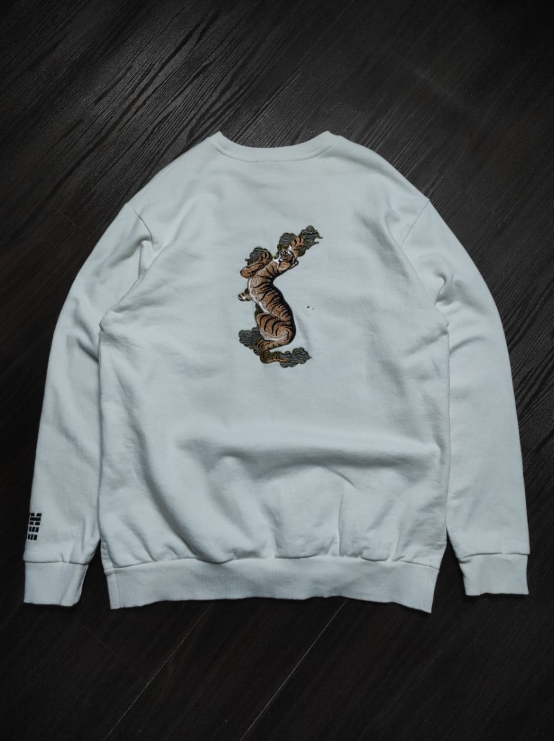 Crewneck Sweater Happly @joseontiger_official Tiger Embroidery on Carousell