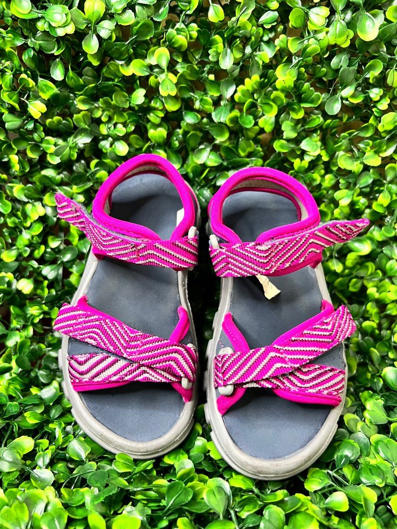 Decathlon women's walking 2025 sandals