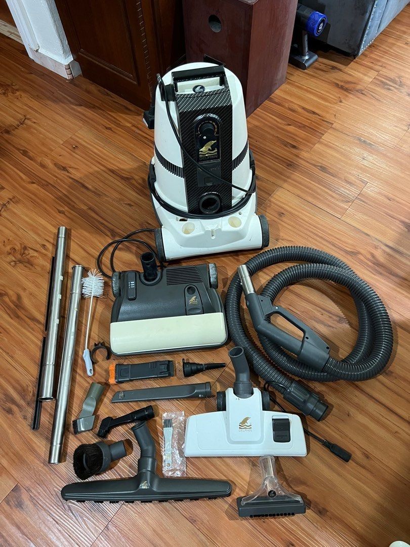 Delphine Dolphin vacuum cleaner, TV & Home Appliances, Vacuum Cleaner