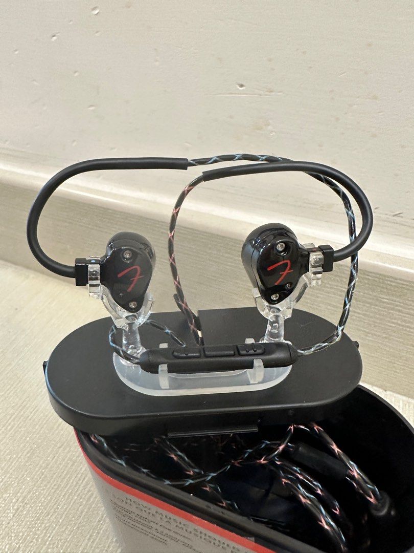 Fender puresonic wired discount review