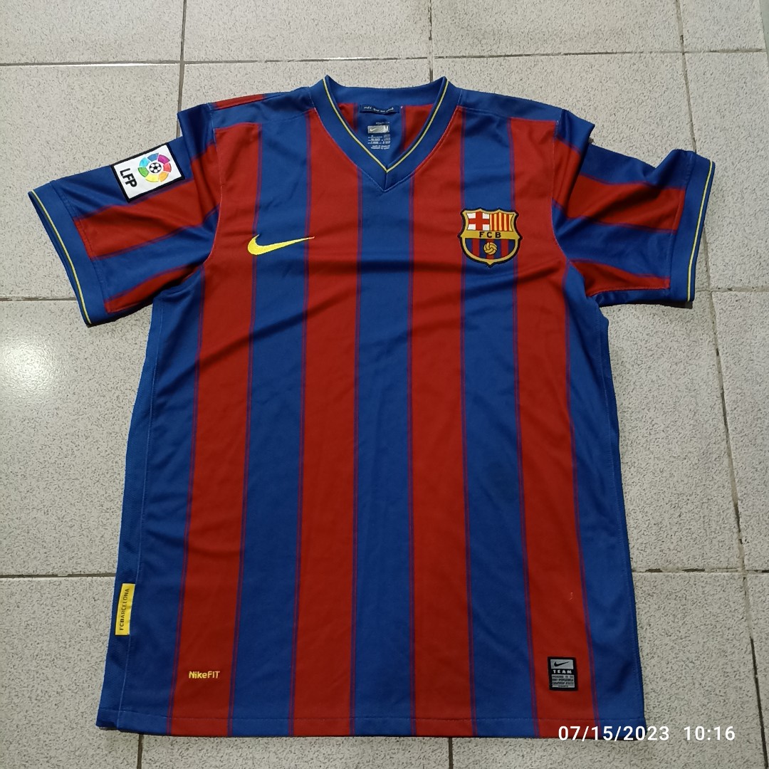 Vintage Fcb Shirt 2008, Men's Fashion, Tops & Sets, Tshirts & Polo 