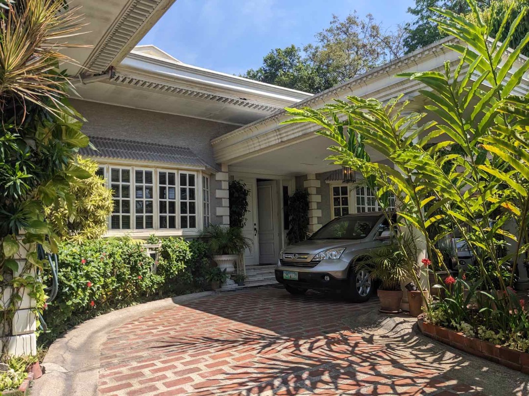 FOR SALE; CORINTHIAN GARDENS, Property, For Sale, House & Lot on Carousell