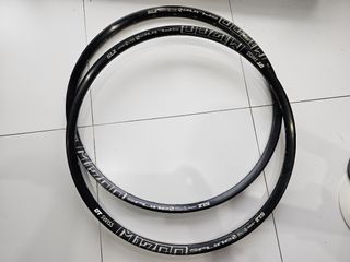 FS DT Swiss rims 27.5 650b Sports Equipment Bicycles Parts