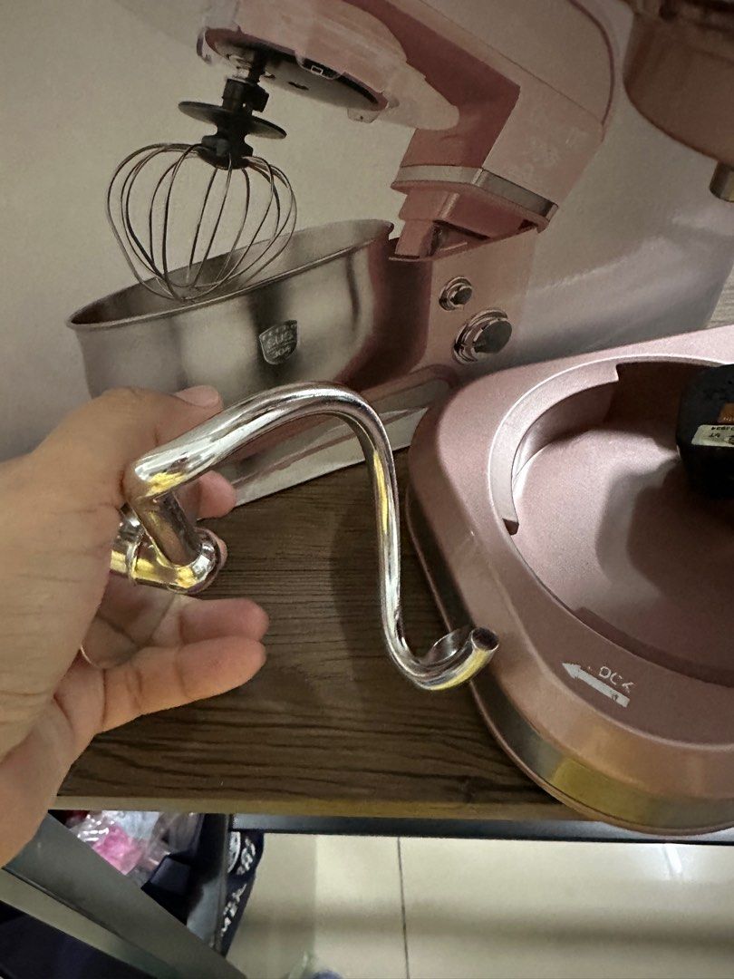 Handmixer RIINO, TV & Home Appliances, Kitchen Appliances, Hand & Stand