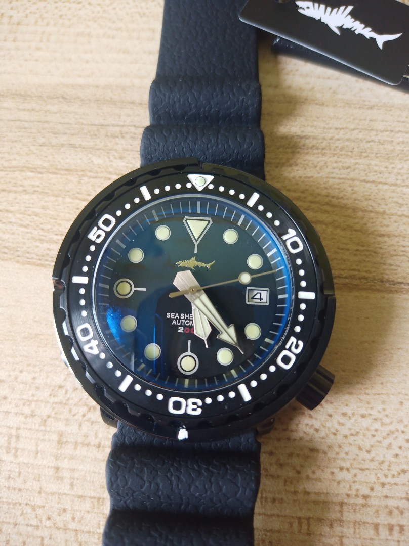 Heimdallr Tuna Can Sharky Black PVD Seiko NH35A 200m Diver watch, Men's ...