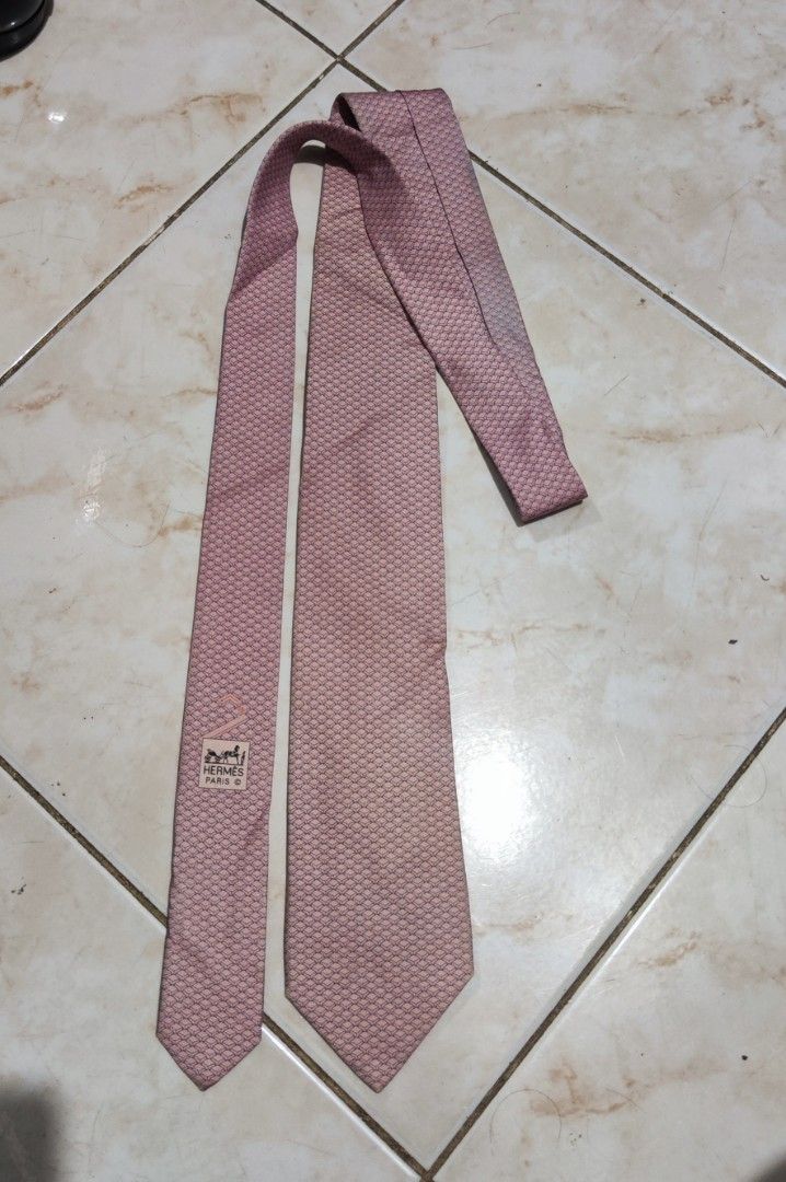 Hermes Neck Tie (Category: Ties) located in Quezon City. Submitted by phoejay (Listing ID 1243227338, Image 1). Description: .