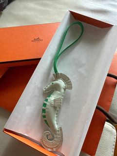 （分類：）位於 。 由 helloiamfdd 提交（商品編號 1243101411，圖片 1）。簡介： 。