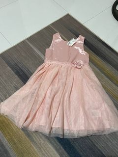 (Category: ) located in . Submitted by OwnedWithLove (Listing ID 1243221081, Image 1). Description: .
