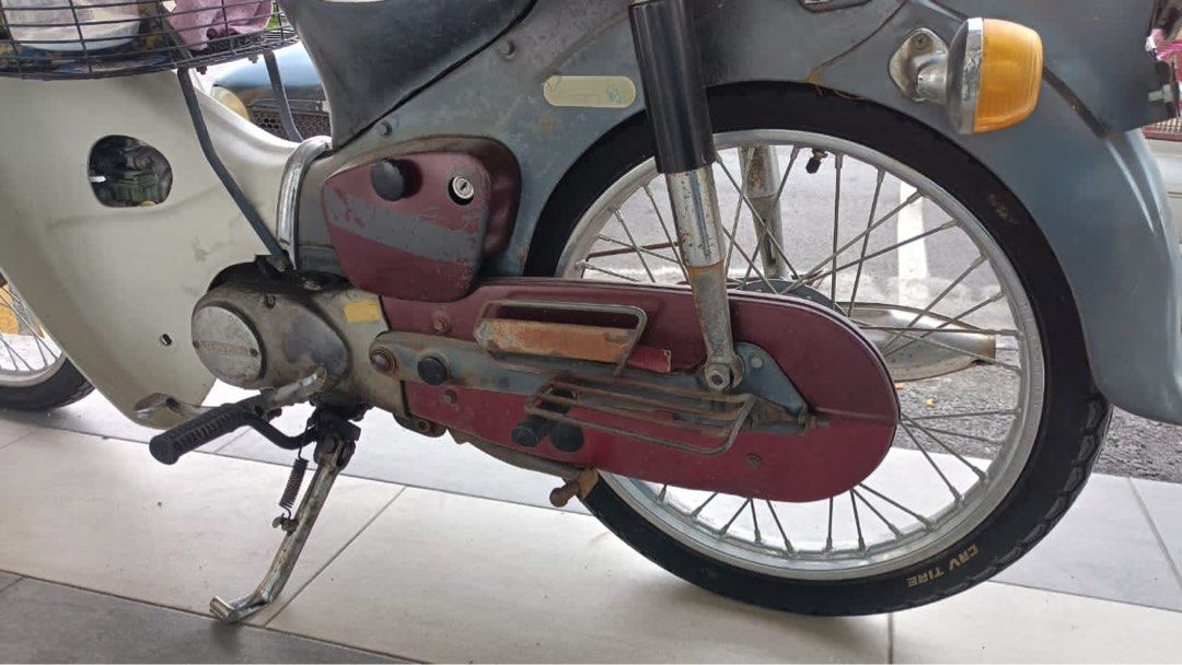 honda-motor-1980-c70-cup-bulat-nice-number-aak155-aa-kiss