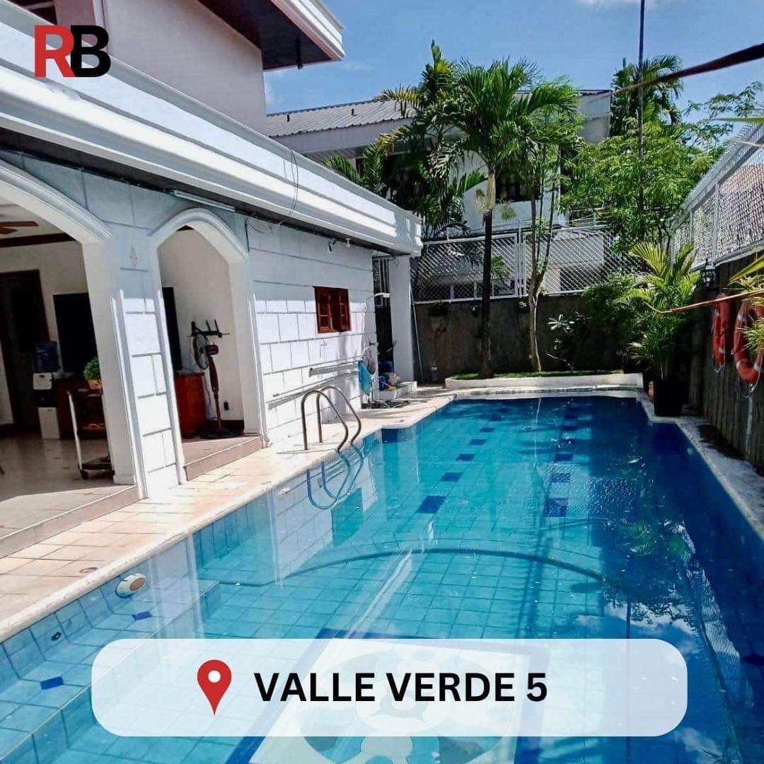 House for sale Valle Verde near Greenmeadows Corinthian Garden