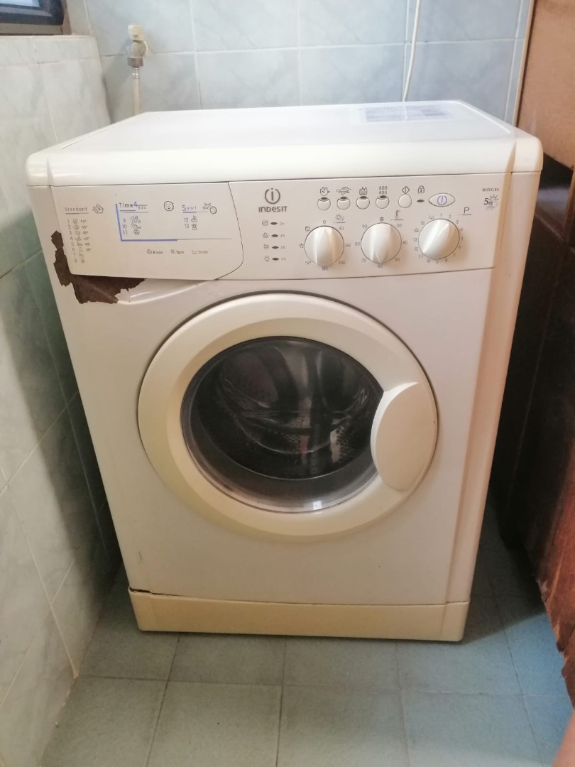 Indesit Combination Washing Machine and Dryer, WIDXL 68, TV & Home