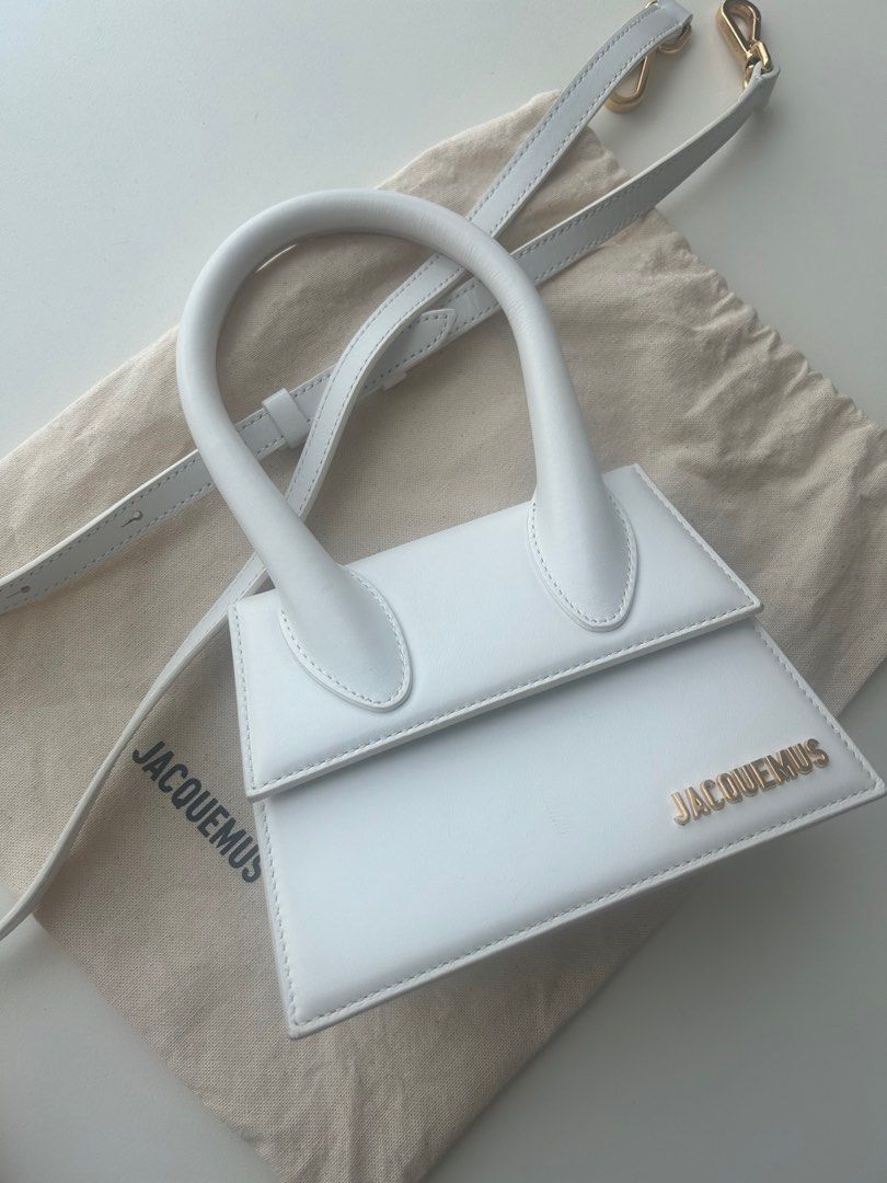 White jacquemus mini bag hot sale