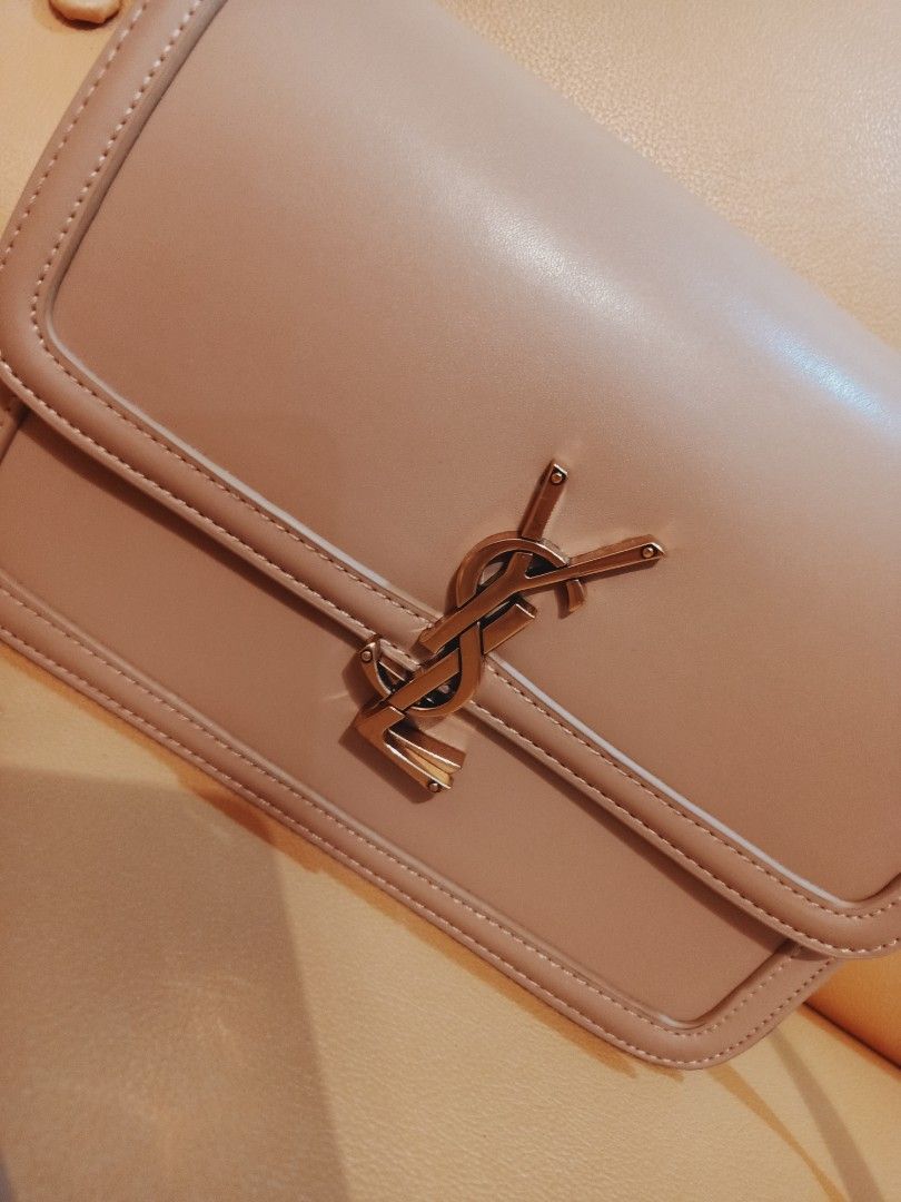 Japan Preloved YSL sling (Category: Luxury Bags & Wallets) located in Cebu City. Submitted by day.98 (Listing ID 1243133608, Image 2). Description: selected from japan surplus genuine leather coded & etikita meduim size no flaws.
