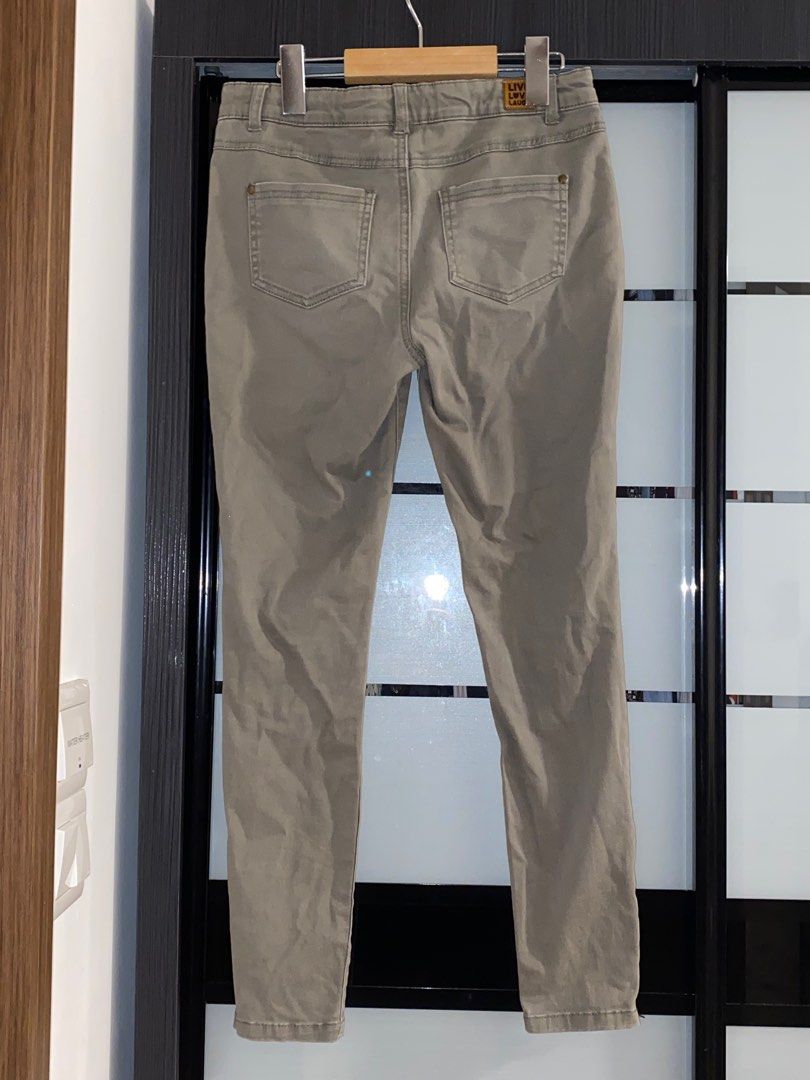 Skinny JeansSage Green , Men's Fashion, Bottoms, Jeans on Carousell